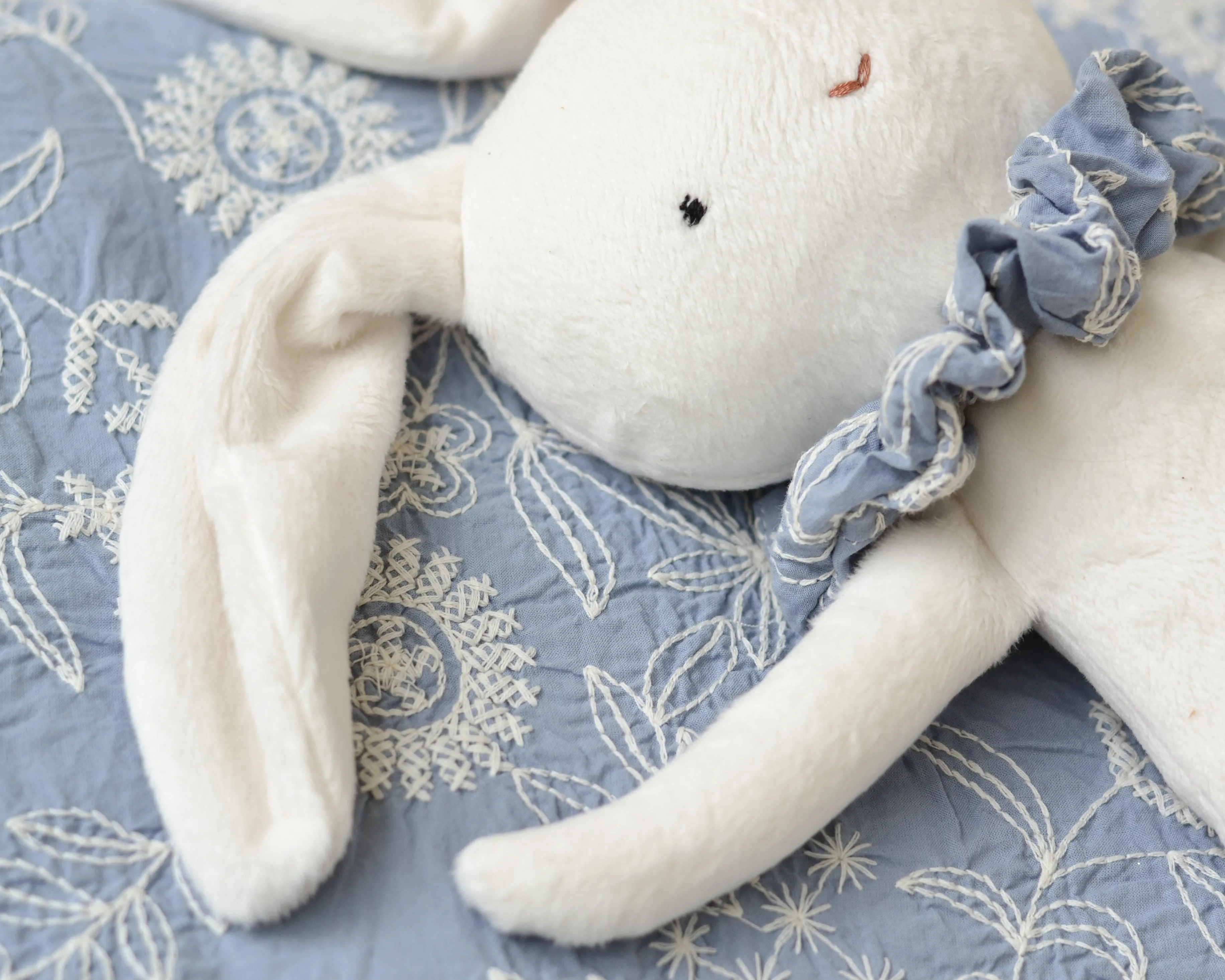 Bunny plush and Blanket set embroidered floral