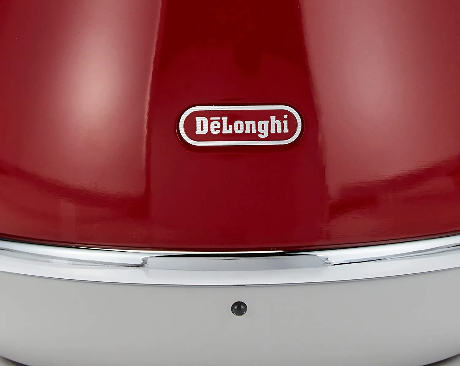 DeLonghi 1.7L Tokyo Red Cordless 220 Volt Electric Hot Water Kettle 3000 Watts KBOC3001