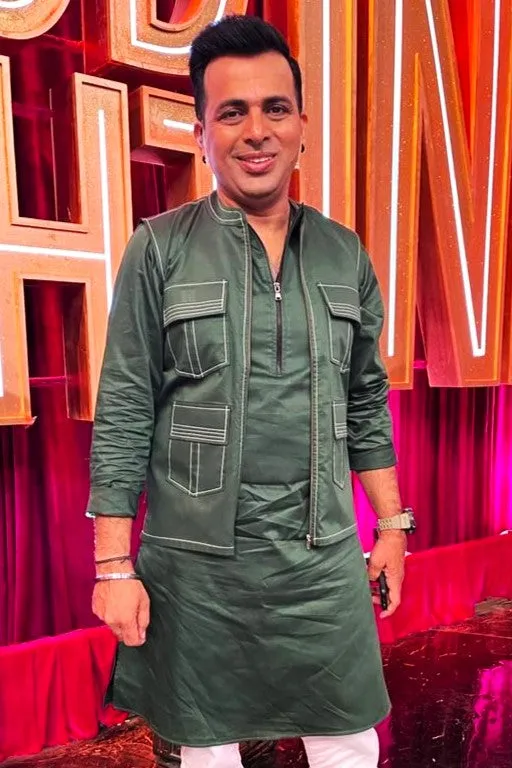 EMERALD GREEN 4 POCKETED SHACKET & KURTA MONOCHROME SET