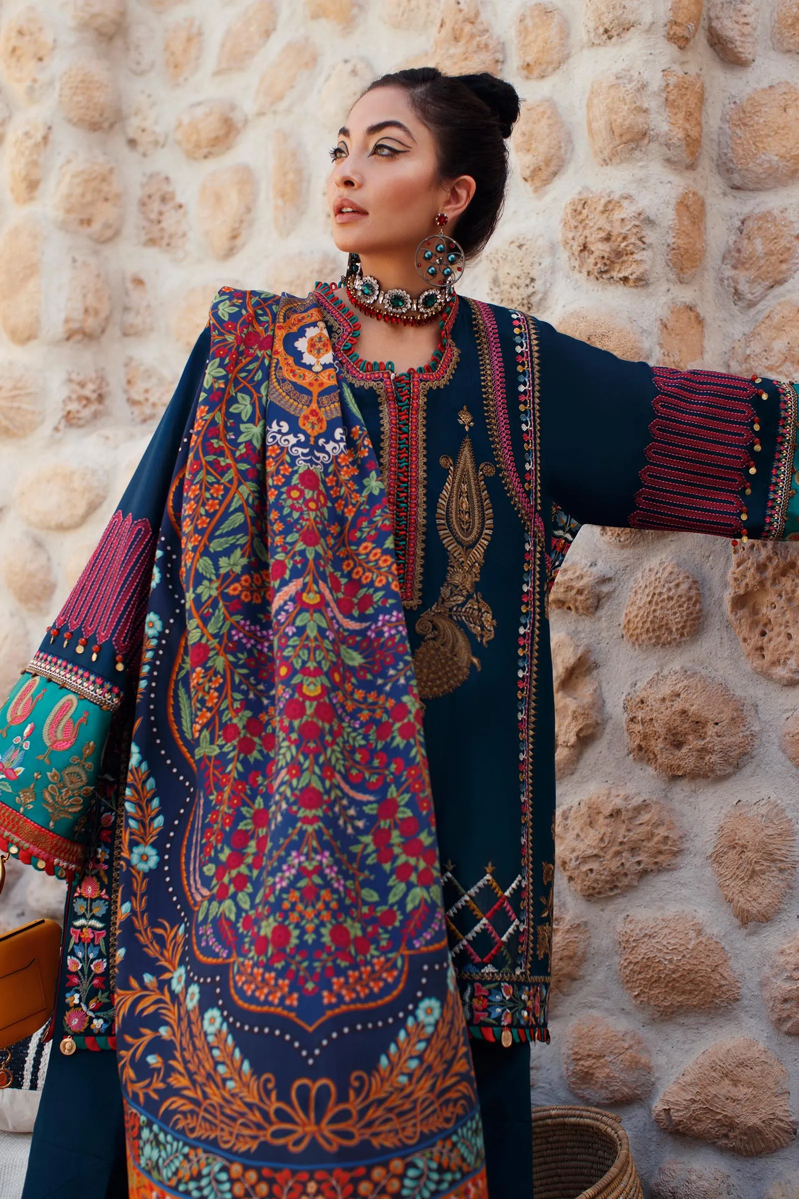 Élan Luxury Lawn Collection 2022 – EL22-08 B (RIYA)