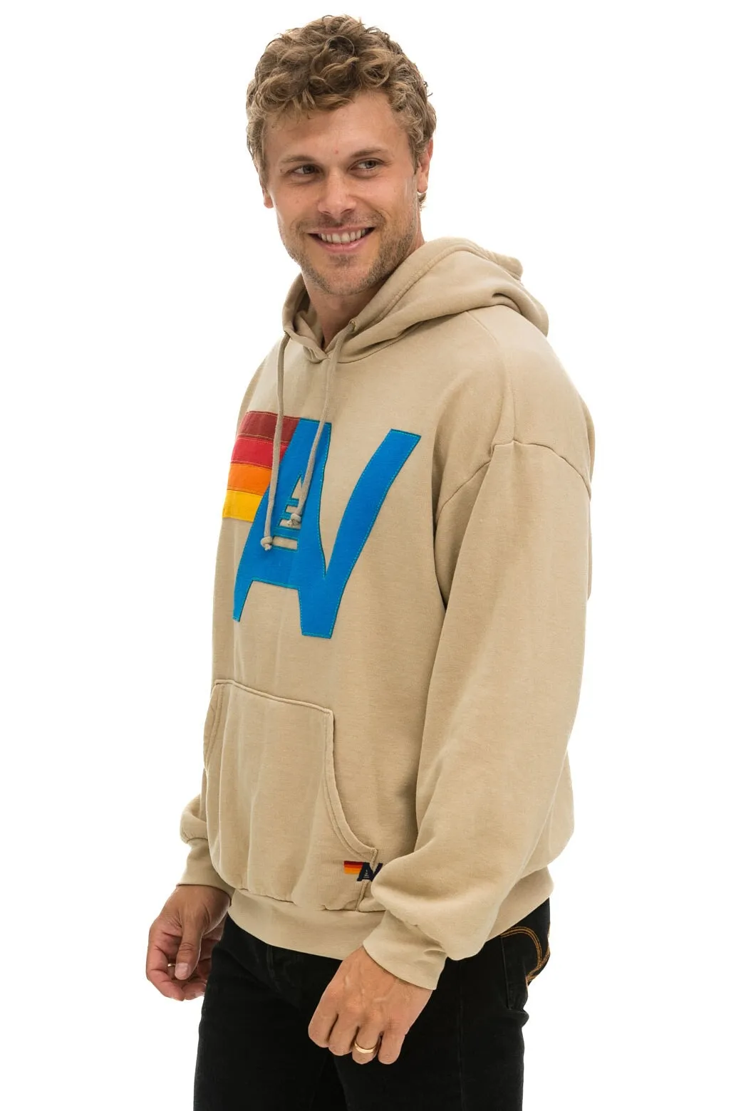 LOGO STITCH PULLOVER RELAXED HOODIE - SAND