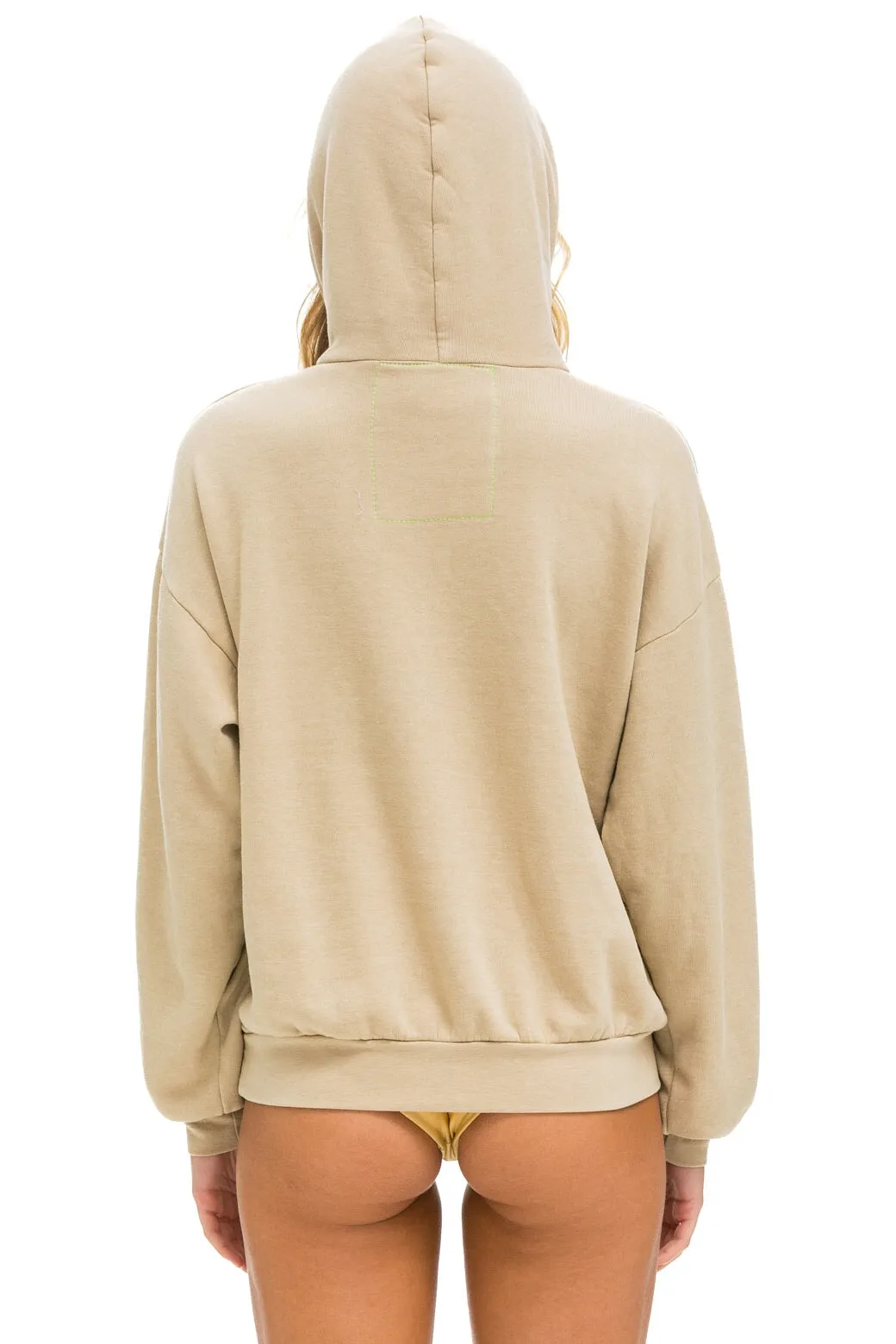 LOGO STITCH PULLOVER RELAXED HOODIE - SAND