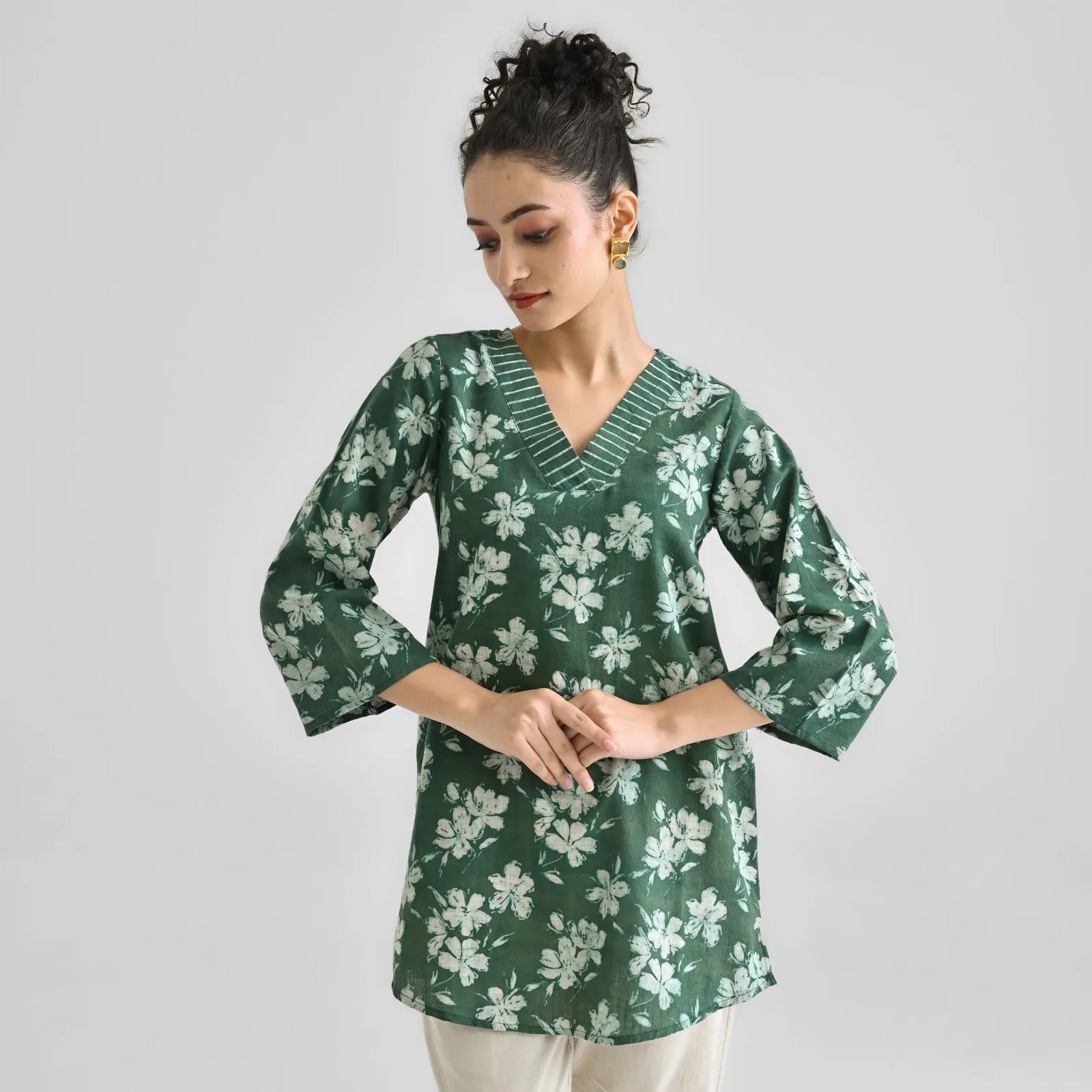 Moss Green Contemporary Dabu Printed Cotton Tunic with V Neckline