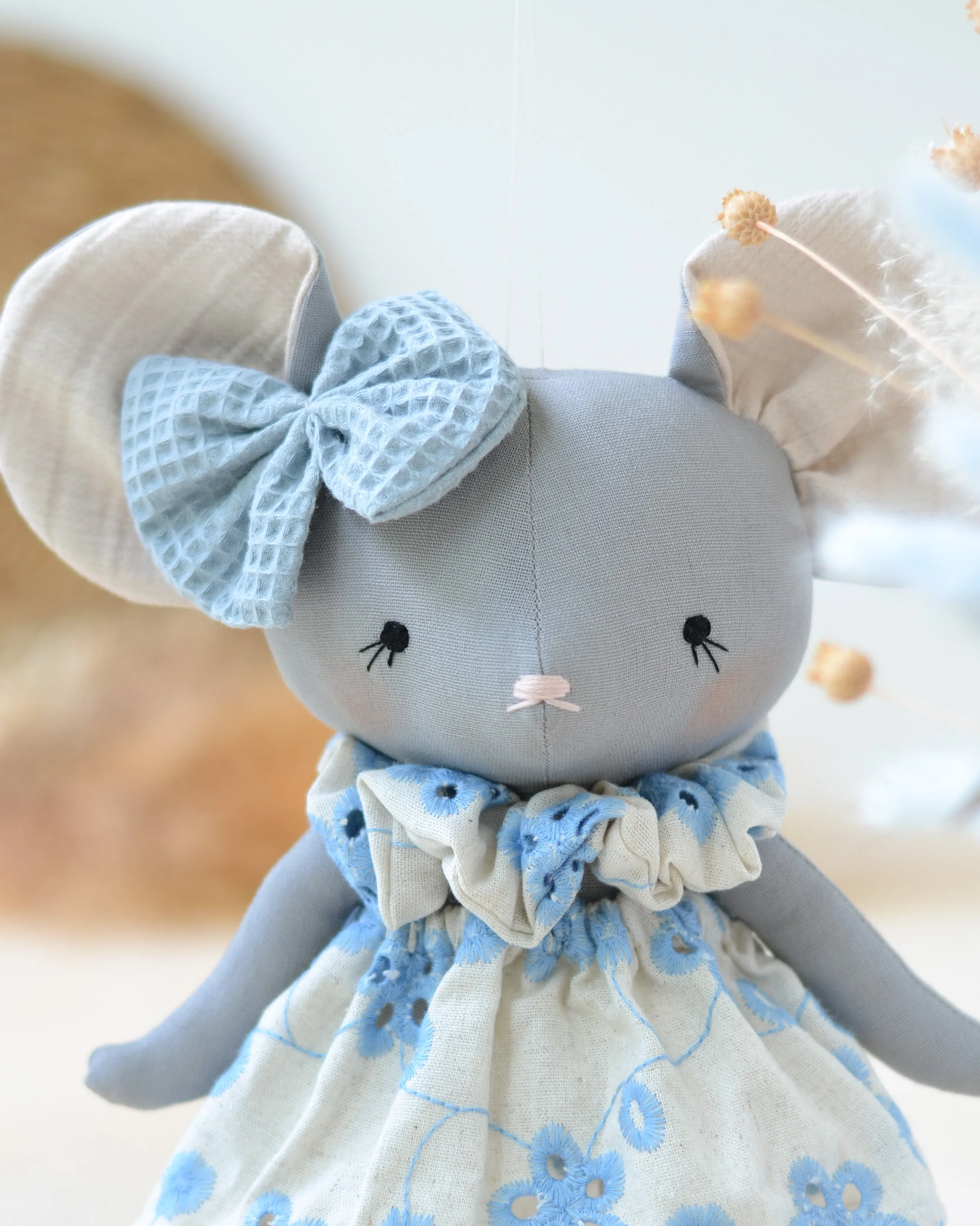 Mouse Plush Laure Floral Blue