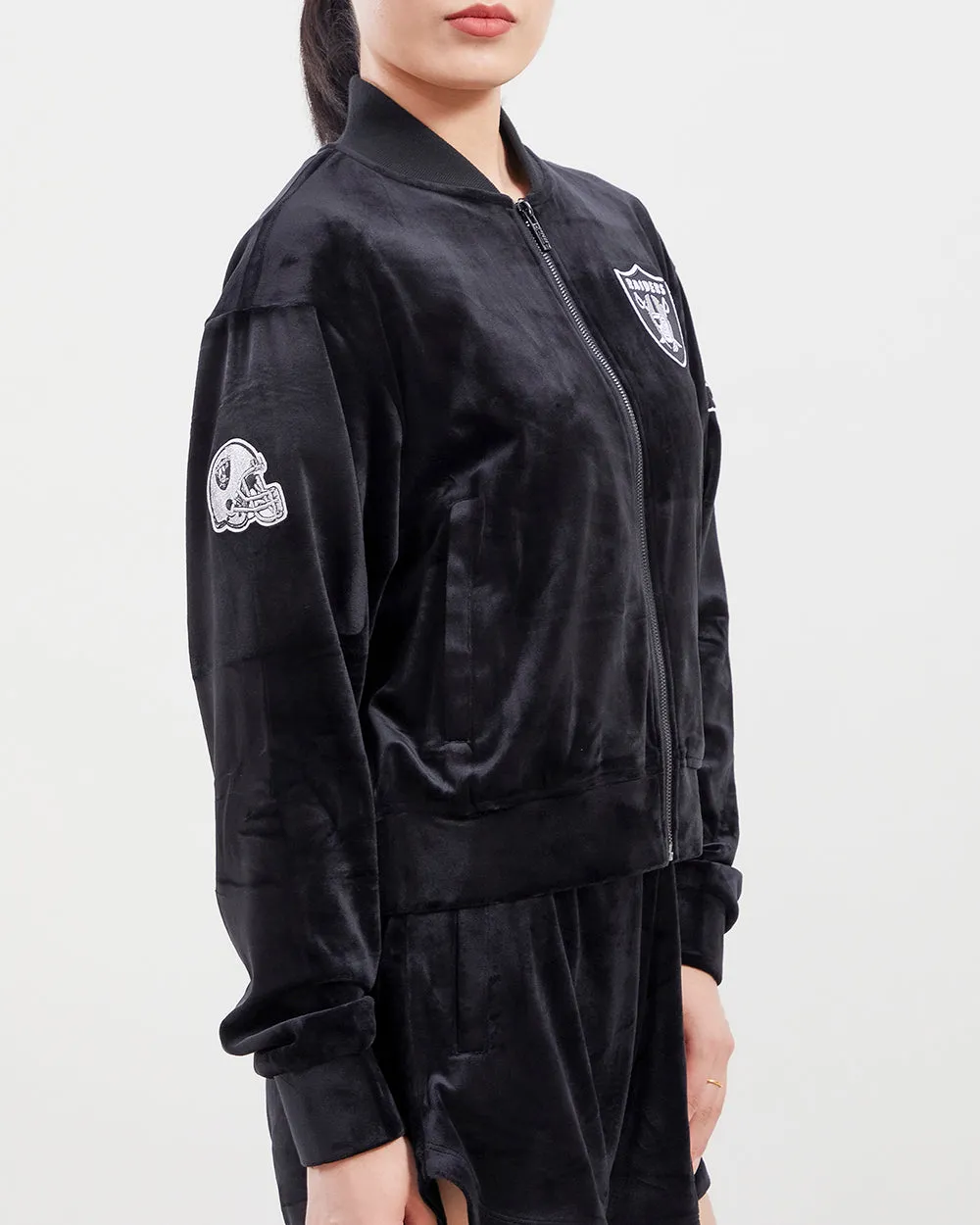 NFL LAS VEGAS RAIDERS CLASSIC WOMEN'S VELOUR FZ TRACK JACKET (BLACK)