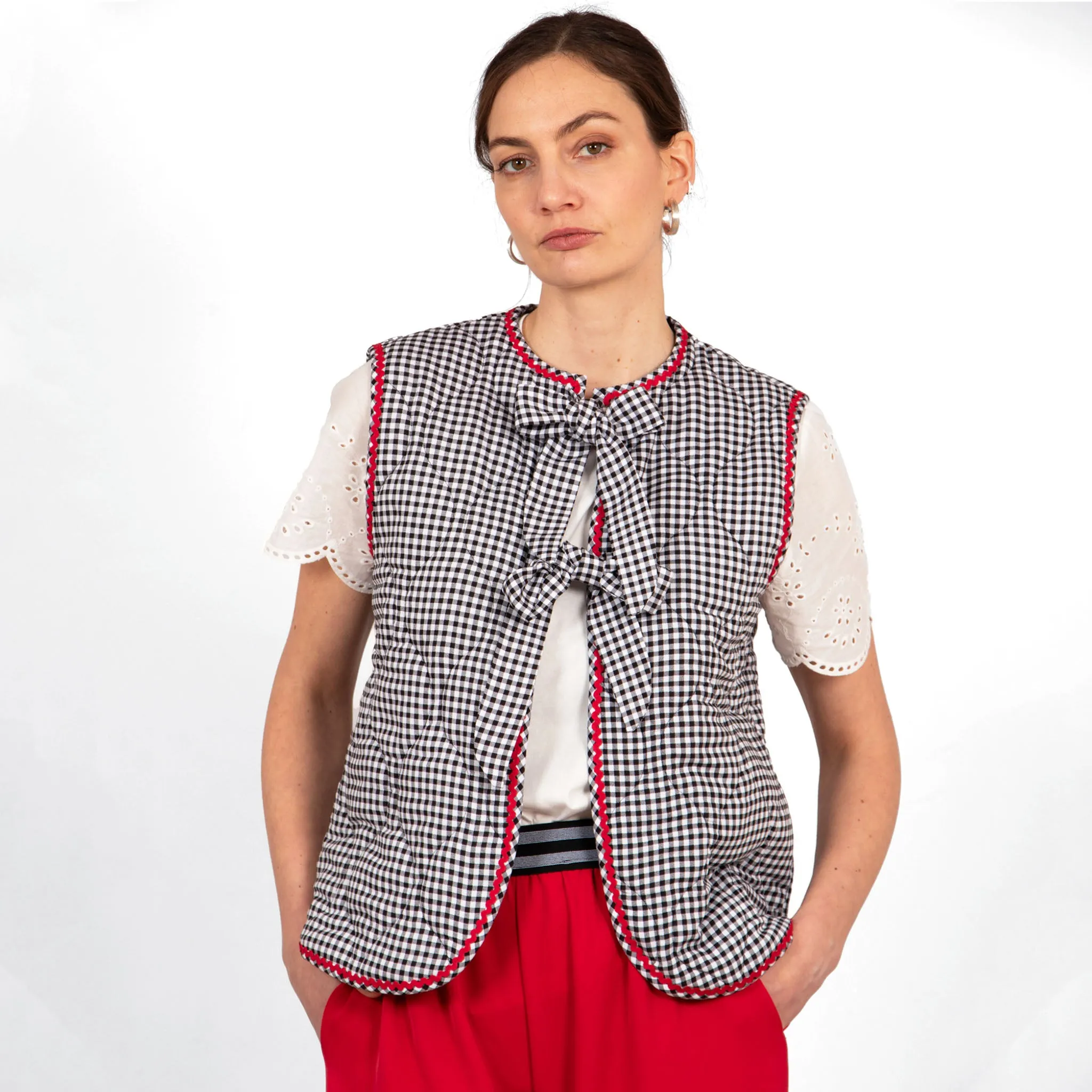 Noa Quilted Gilet - Black, Gingham