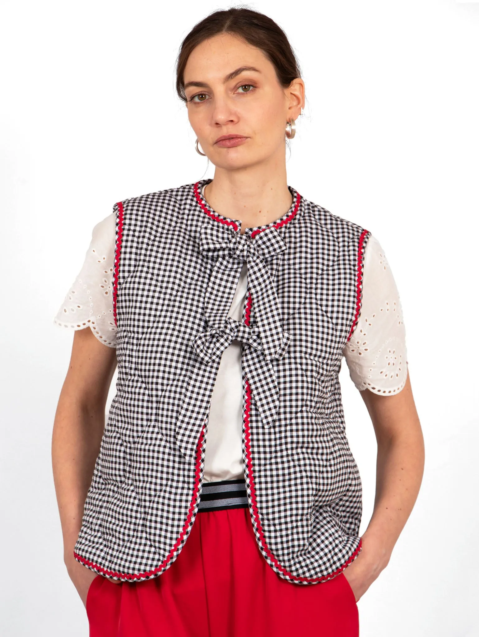 Noa Quilted Gilet - Black, Gingham