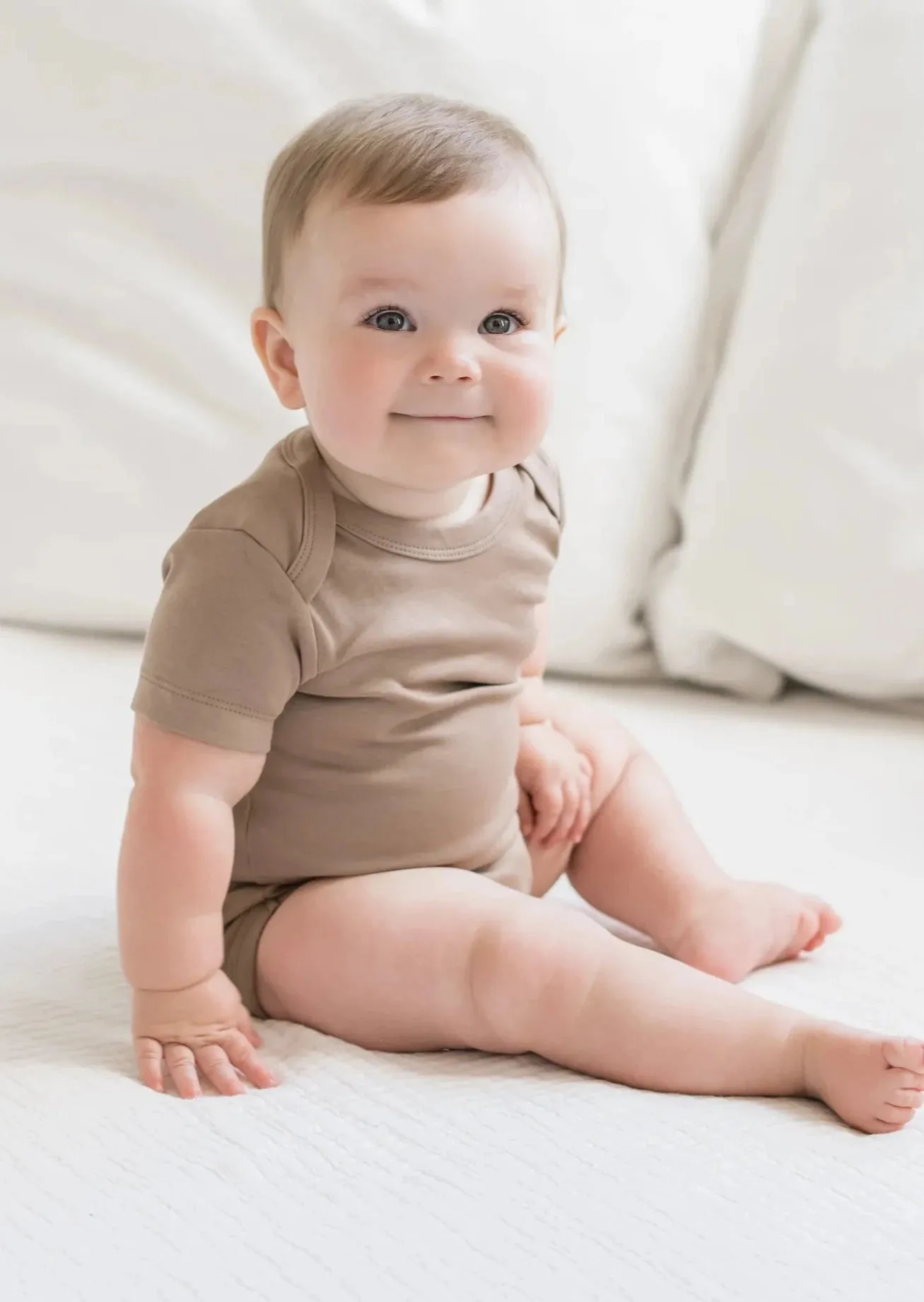 Organic Baby Short Sleeve Classic Bodysuit - Truffle