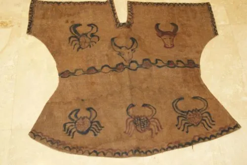 RARE OLD TORAJA TREE BARK TUNIC, PENAI OR BAJU, (SULAWESI) FROM CELEBES, INDONESIA. HAND PAINTED WITH NATURAL PIGMENTS 32" x 29"