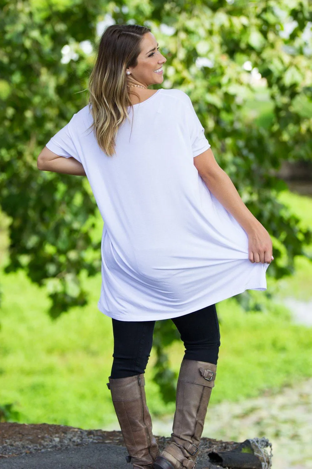 SALE-Short Sleeve V-Neck Piko Tunic - White