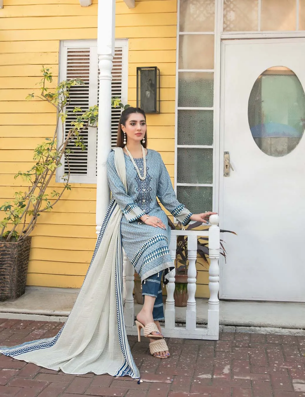 Tehzeeb Lawn by Tawakkal  Pakistani Suit Material Blue