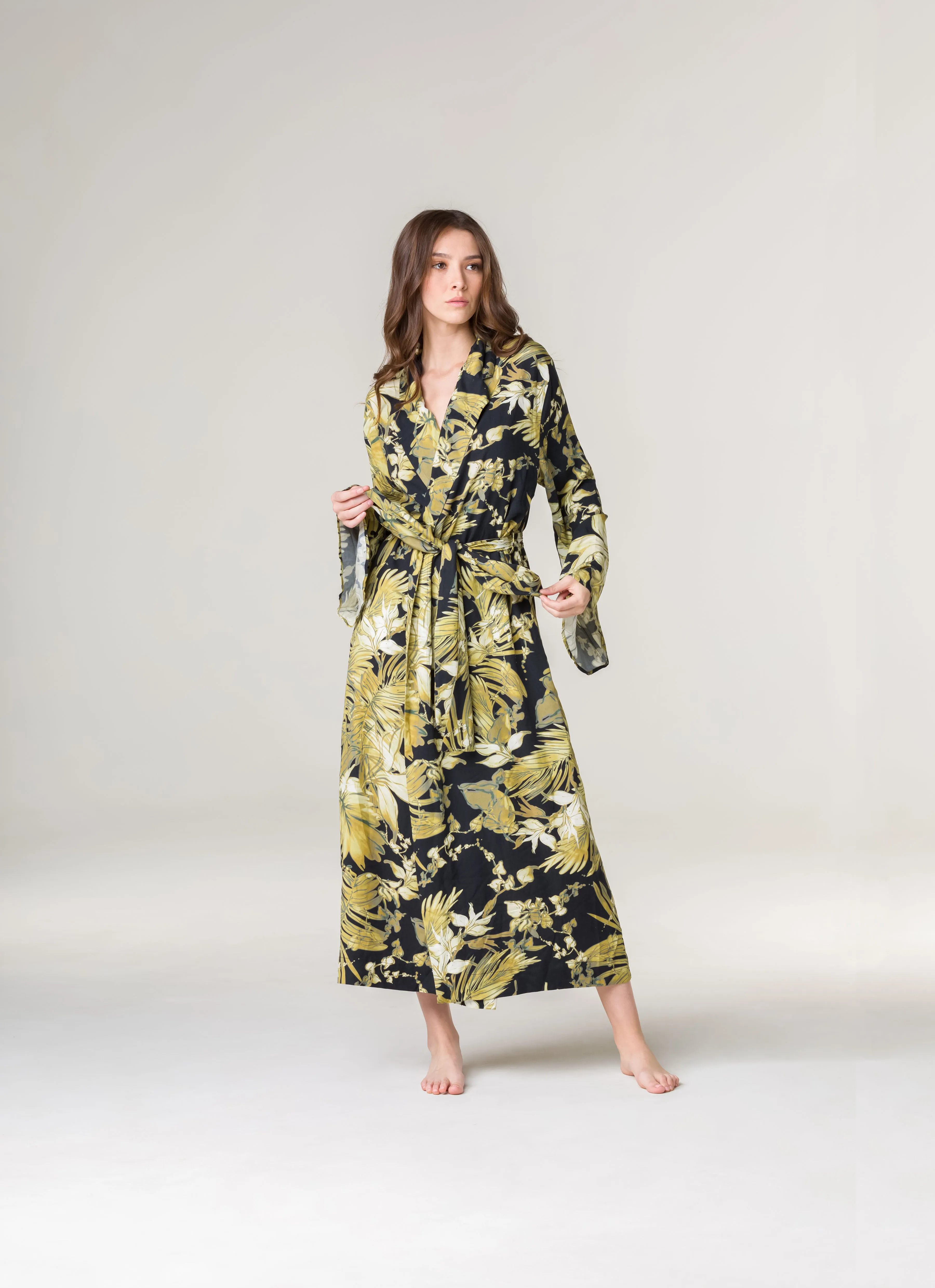 The "Vivianne" Robe